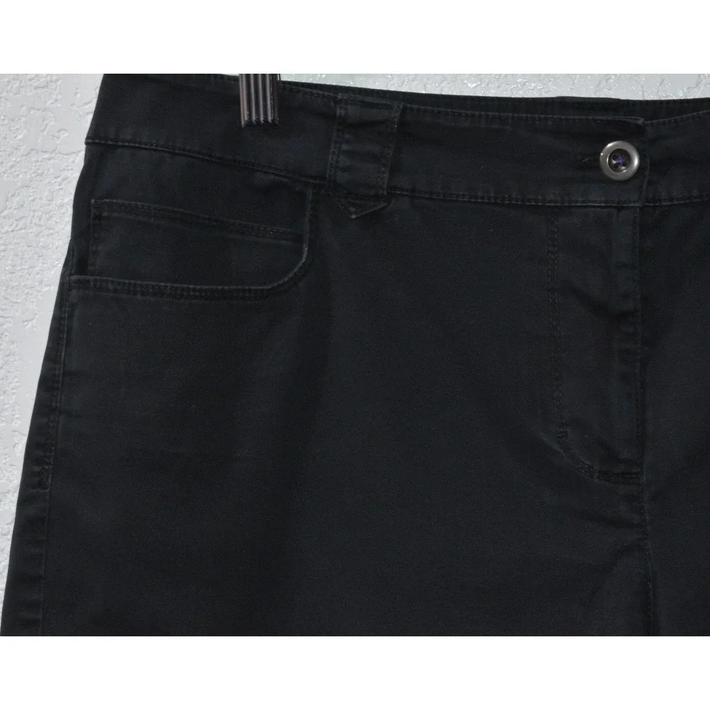 Chicos Black Bermuda Shorts Womens Size‎ 2 Short Cotton Stretch 5 Pocket Twill